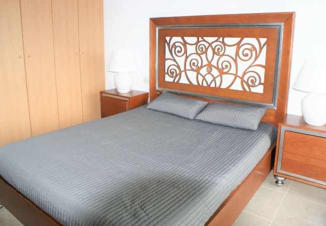 Apartamento en Rosas / Roses - Apartamento en Roses con vistas al canal y piscina AV-52 Apartamento en Rosas / Roses - Apartamento en Roses con vistas al canal y piscina AV-52