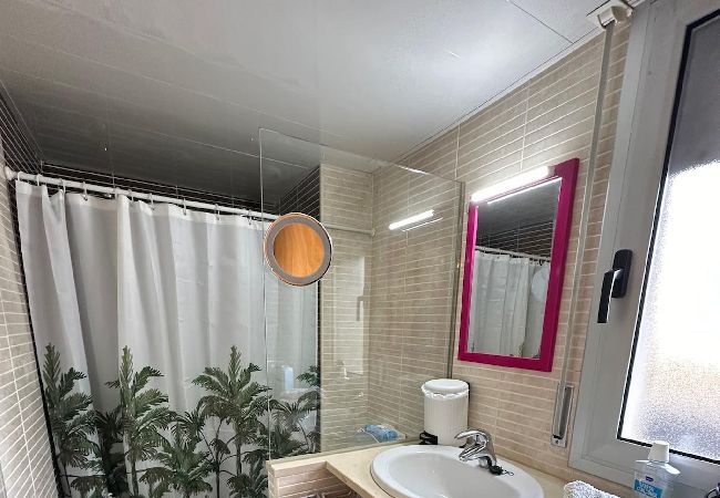 Apartamento en Rosas / Roses - Apartamento en Roses con vistas al canal y piscina AV-52 Apartamento en Rosas / Roses - Apartamento en Roses con vistas al canal y piscina AV-52