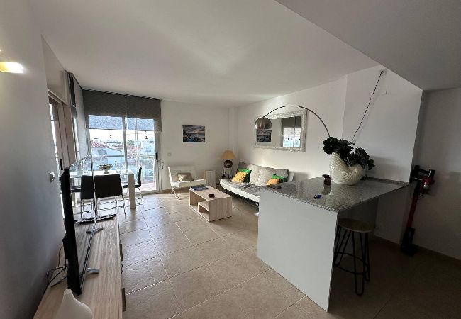 Apartamento en Rosas / Roses - Apartamento en Roses con vistas al canal y piscina AV-52 Apartamento en Rosas / Roses - Apartamento en Roses con vistas al canal y piscina AV-52