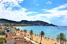 Apartamento en Rosas / Roses - Apartamento con  vistas al mar y a la montaña AV-26