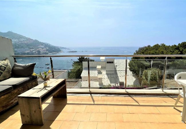 Apartamento en Rosas / Roses - Apartamento vista mar y parking Roses AV-27 Apartamento en Rosas / Roses - Apartamento vista mar y parking Roses AV-27
