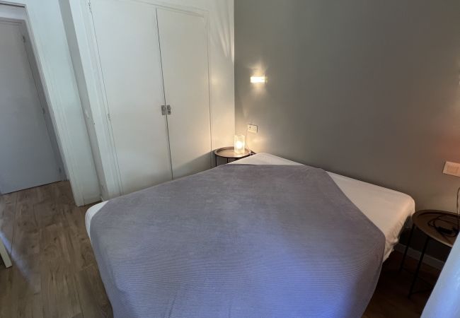 Apartamento en Rosas / Roses - Apartamento vista mar y parking Roses AV-27 Apartamento en Rosas / Roses - Apartamento vista mar y parking Roses AV-27