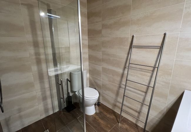 Apartamento en Rosas / Roses - Apartamento vista mar y parking Roses AV-27 Apartamento en Rosas / Roses - Apartamento vista mar y parking Roses AV-27