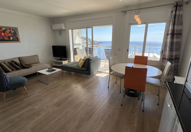 Apartamento en Rosas / Roses - Apartamento vista mar y parking Roses AV-27 Apartamento en Rosas / Roses - Apartamento vista mar y parking Roses AV-27