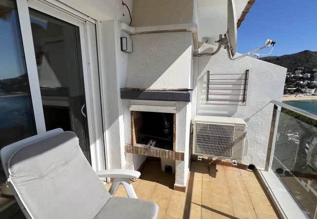 Apartamento en Rosas / Roses - Apartamento vista mar y parking Roses AV-27 Apartamento en Rosas / Roses - Apartamento vista mar y parking Roses AV-27