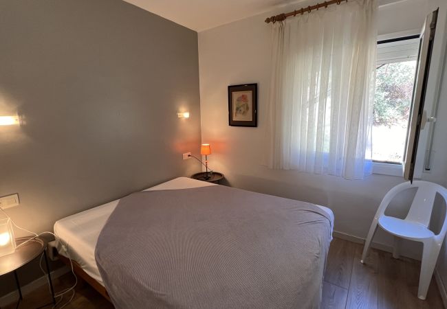 Apartamento en Rosas / Roses - Apartamento vista mar y parking Roses AV-27 Apartamento en Rosas / Roses - Apartamento vista mar y parking Roses AV-27