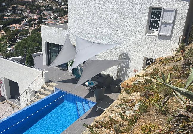 Casa en Rosas / Roses - Villa Eden Roc AV-22 Casa en Rosas / Roses - Villa Eden Roc AV-22