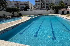 Apartamento en Rosas / Roses - Piso planta baja salida piscina AV-03