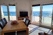 Apartamento en Rosas / Roses - Apartamento primera línea Roses AV-09