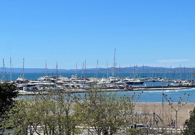 Apartamento en Rosas / Roses - Apartamento frente al mar centro Roses AV-59 Apartamento en Rosas / Roses - Apartamento frente al mar centro Roses AV-59