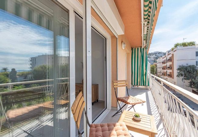 Apartamento en Rosas / Roses - Apartamento frente al mar centro Roses AV-59 Apartamento en Rosas / Roses - Apartamento frente al mar centro Roses AV-59