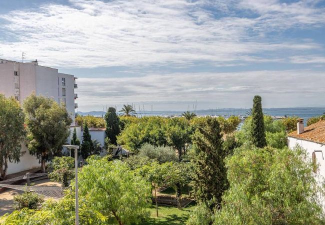 Apartamento en Rosas / Roses - Apartamento frente al mar centro Roses AV-59 Apartamento en Rosas / Roses - Apartamento frente al mar centro Roses AV-59
