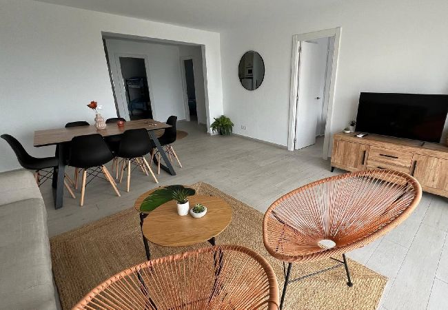 Apartamento en Rosas / Roses - Apartamento frente al mar centro Roses AV-59 Apartamento en Rosas / Roses - Apartamento frente al mar centro Roses AV-59