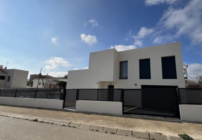 Casa en Rosas / Roses - Casa Moderna en Mas Bosca, Roses con piscina y jardín AV-67 Casa en Rosas / Roses - Casa Moderna en Mas Bosca, Roses con piscina y jardín AV-67