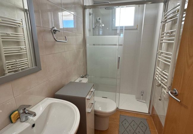 Apartamento en Rosas / Roses - Bonito apartamento con preciosas vistas AV-32 Apartamento en Rosas / Roses - Bonito apartamento con preciosas vistas AV-32