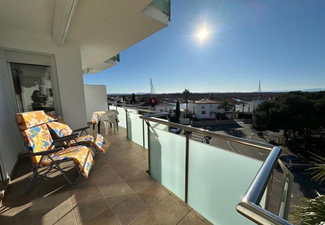 Apartamento en Rosas / Roses - Bonito apartamento con preciosas vistas AV-32 Apartamento en Rosas / Roses - Bonito apartamento con preciosas vistas AV-32