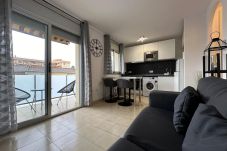 Apartamento en Rosas / Roses - Bonito apartamento cerca de la playa AV-75