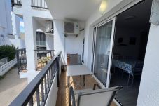 Estudio en Rosas / Roses - Estudio cerca de la playa con terraza AV-76