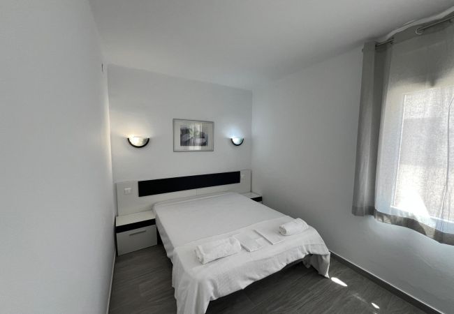 Apartamento en Rosas / Roses - Bonito Apartamento en el centro de Rosas AV-77 Apartamento en Rosas / Roses - Bonito Apartamento en el centro de Rosas AV-77