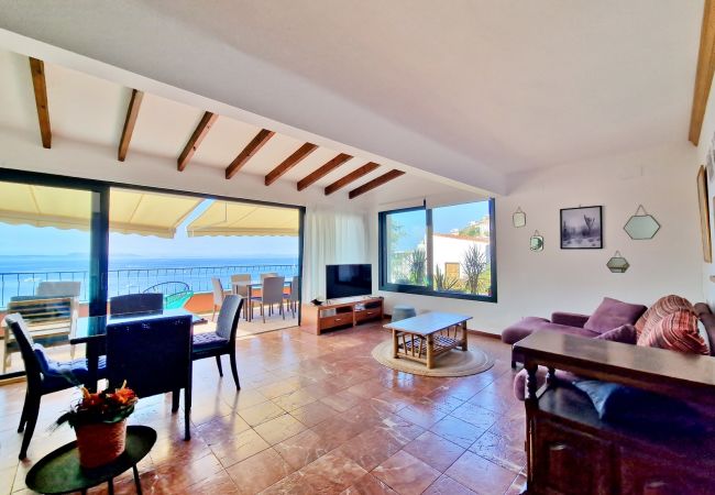Villa en Rosas / Roses - Excepcional Villa con vistas panarómacias al mar  AV-81 Villa en Rosas / Roses - Excepcional Villa con vistas panarómacias al mar  AV-81