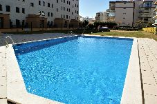 Apartment in Rosas / Roses - Great apartement in Roses with pool and parking AV-18