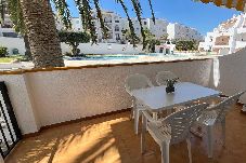 Apartment in Rosas / Roses - Ground floor flat with exit to swimming pool AV-03