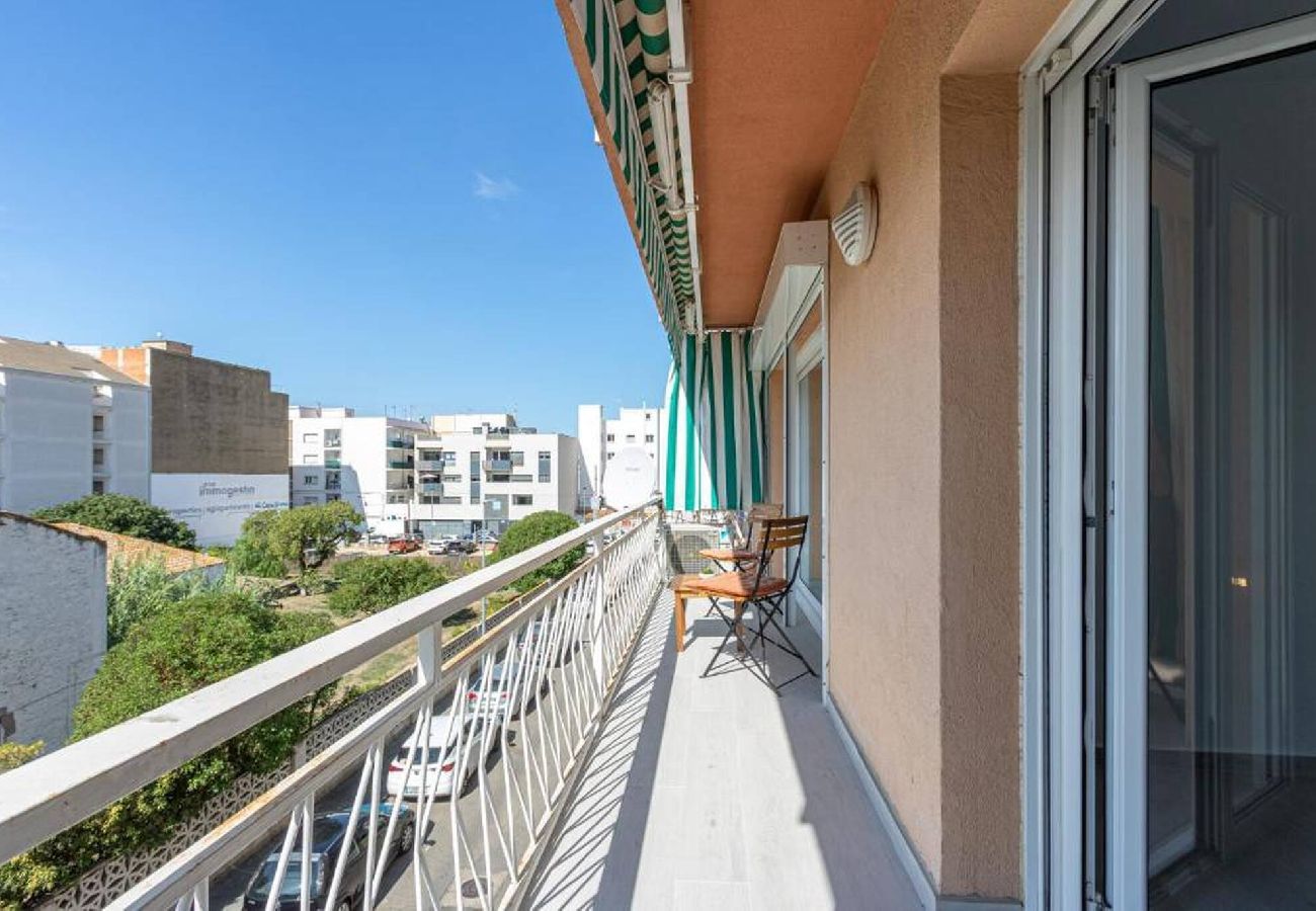 Apartment in Rosas / Roses - Flat in front of the sea in the centre of Roses AV-59 Apartment in Rosas / Roses - Flat in front of the sea in the centre of Roses AV-59