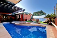 Villa in Rosas / Roses - Exceptional Villa with panoramic ocean view AV-81