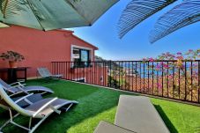Villa in Rosas / Roses - Exceptional Villa with panoramic ocean view AV-81