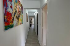 Apartment in Rosas / Roses - Nice apartment with beautiful views AV-82