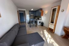 Appartement à Rosas / Roses - Bel appartement à Roses avec piscine et parking AV-66